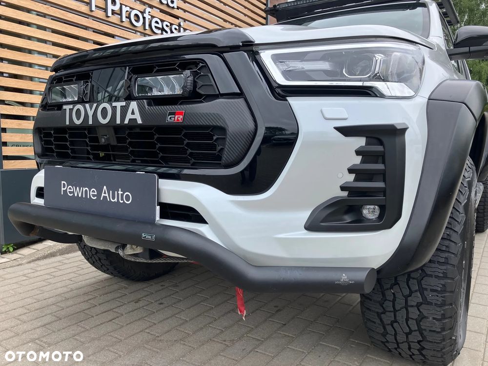 Toyota Hilux 2.8 D-4D Double Cab GR Sport 4x4 - 15