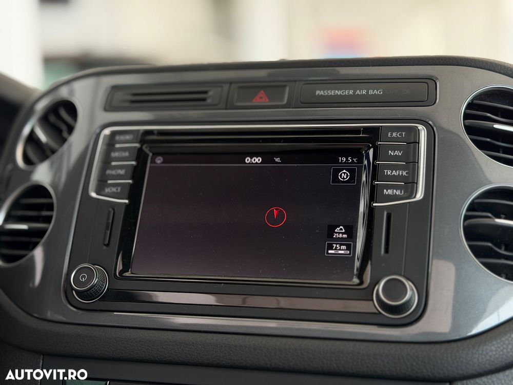 Volkswagen Tiguan 1.4 TSI BlueMotion Technology Sport & Style - 23