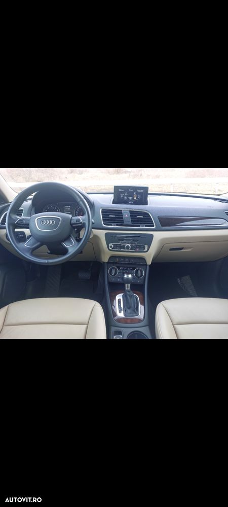 Audi Q3 2018 photo 3