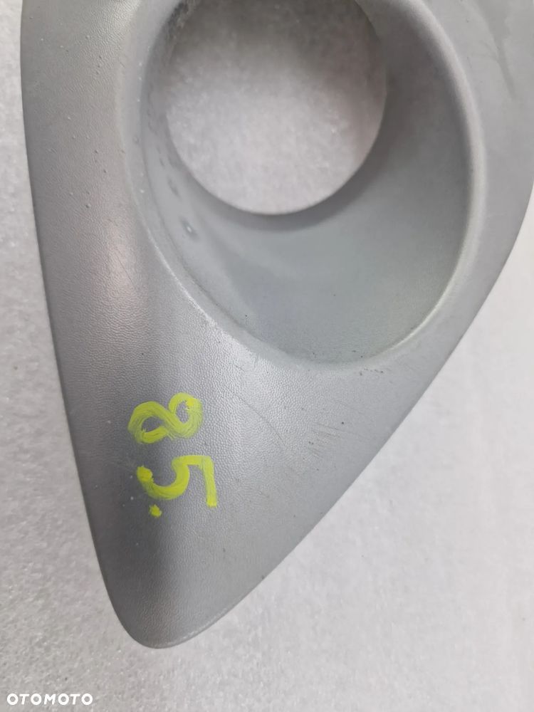 RENAULT SCENIC III 3 / GRAND SCENIC 08- PRAWA KRATKA BOCZNA ZDERZAKA PRZEDNIEGO PRZÓD , NR AUKCJI D/85 - 2