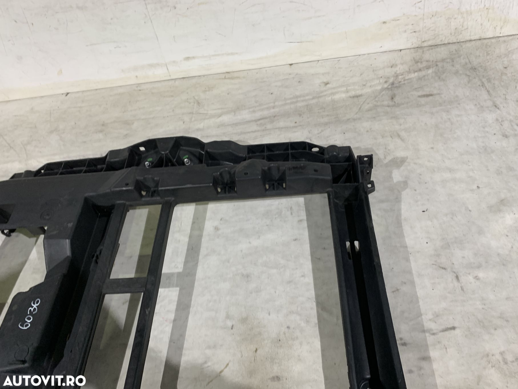 Trager, panou frontal, Peugeot 207, Citroen C3, DS3, 2009, 2010, 2011, 2012, 2013, cod origine OE 9677952180. - 9