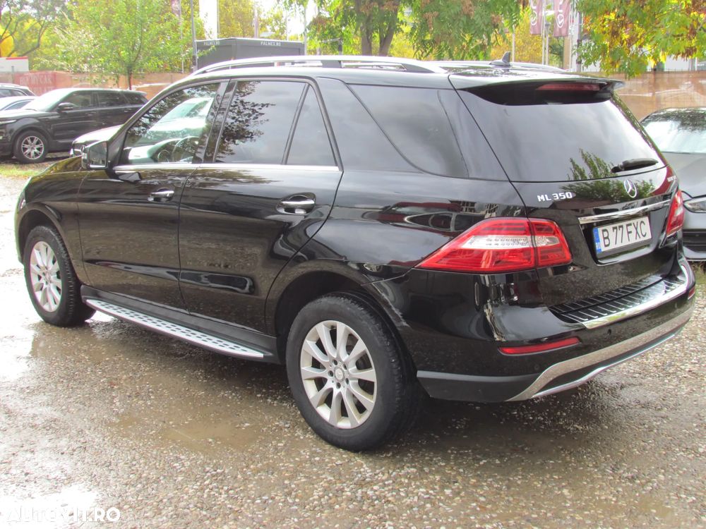 Mercedes-Benz ML 350 BlueTec 4MATIC Aut - 3