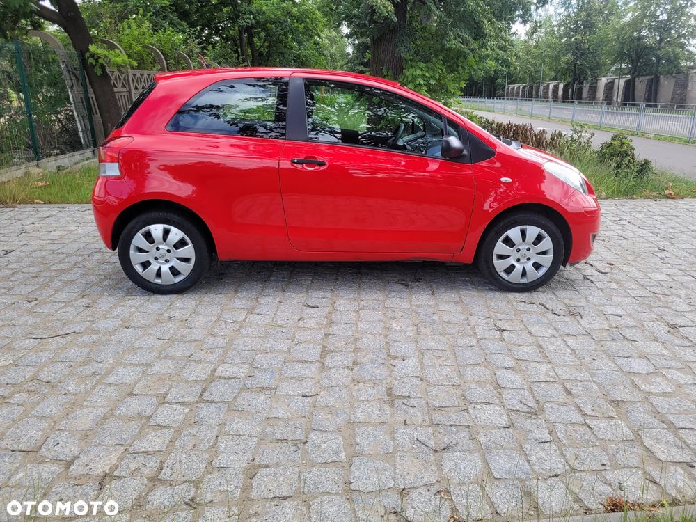 Toyota Yaris 1.33 VVT-i Sol - 11