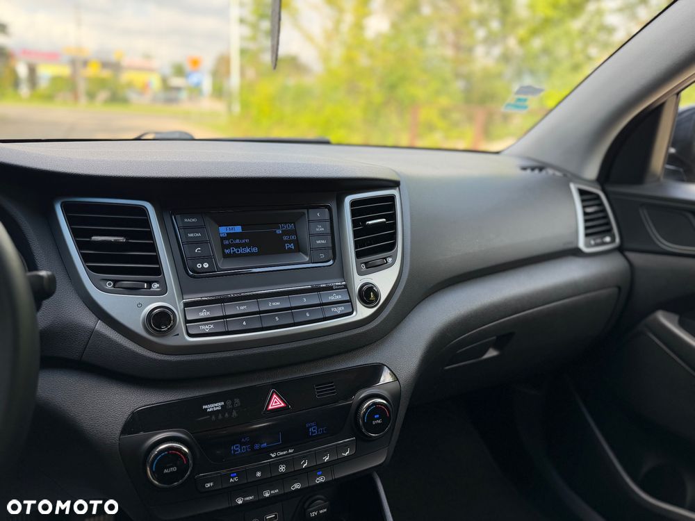 Hyundai Tucson 1.7 CRDI BlueDrive Comfort 2WD - 19