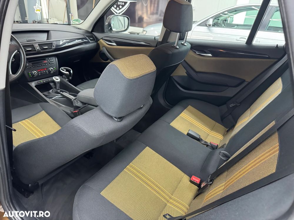 BMW X1 sDrive20d - 17