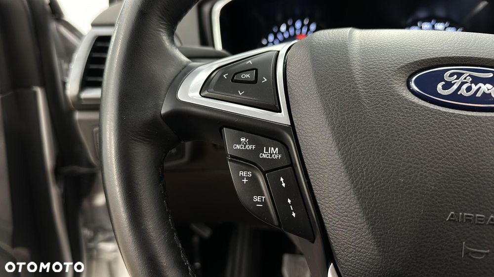 Ford Mondeo - 23