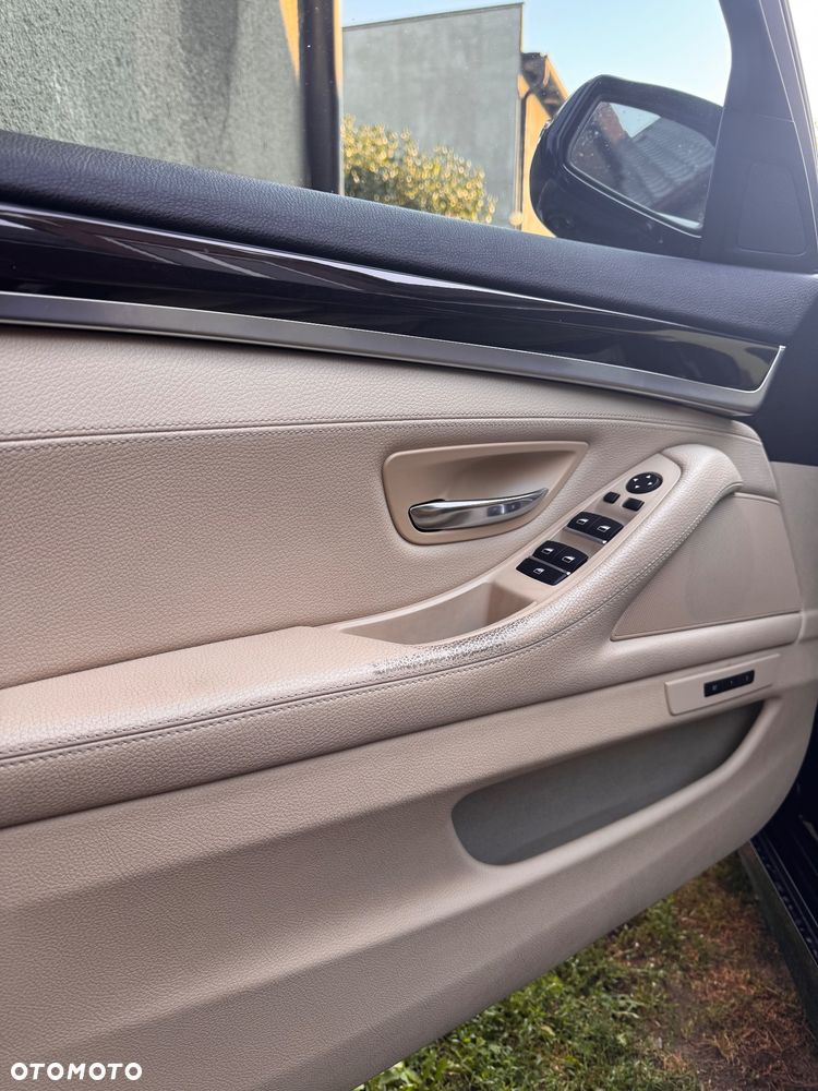 BMW Seria 5 535i - 17