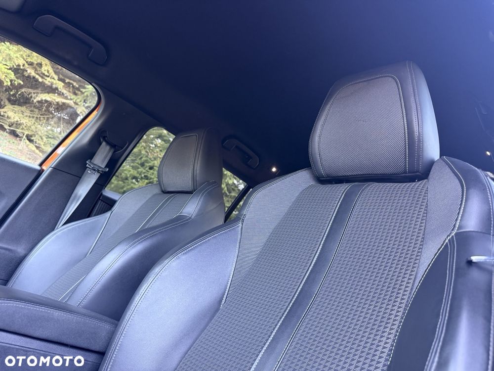 Peugeot 2008 PureTech 130 GT - 15