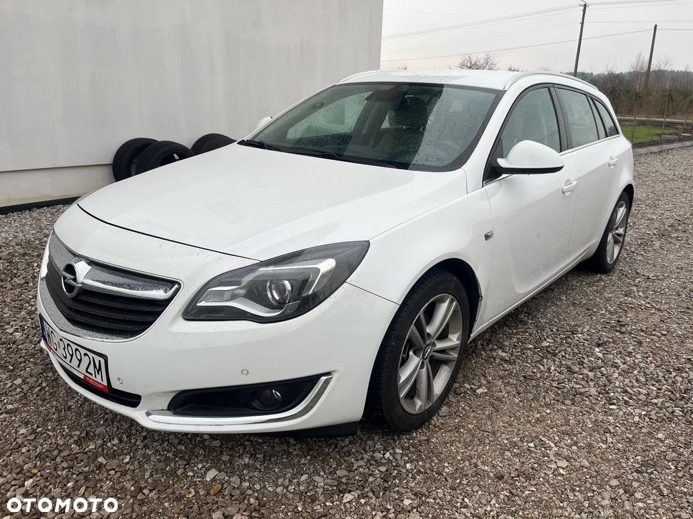 Opel Insignia - 1