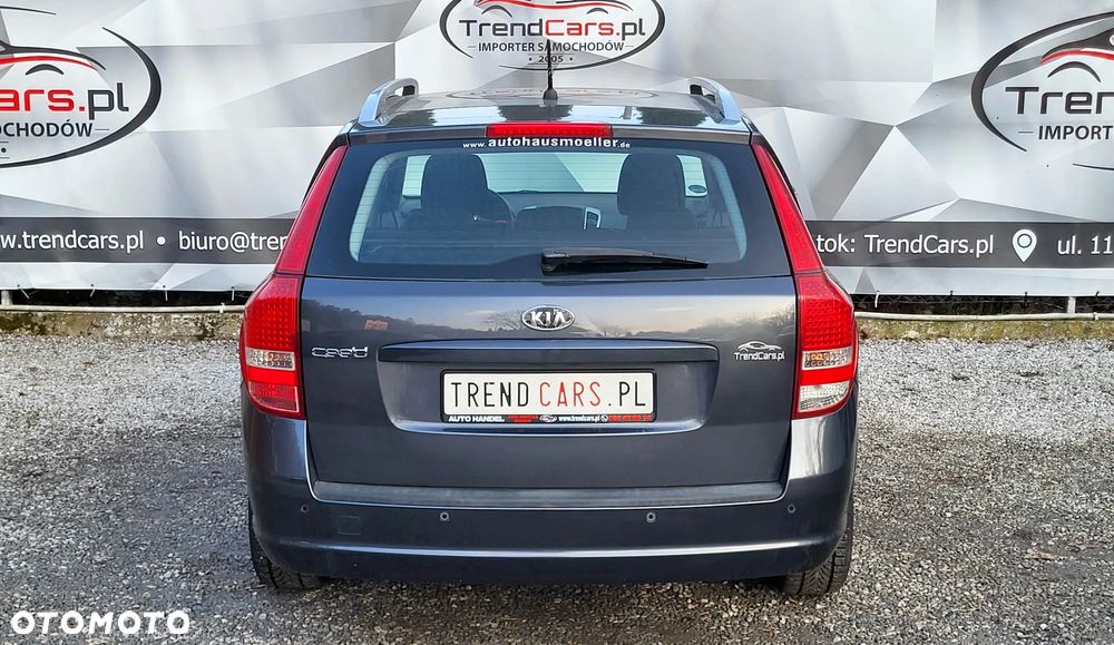 Kia Ceed 1.6 CVVT Dream-Team Edition - 9