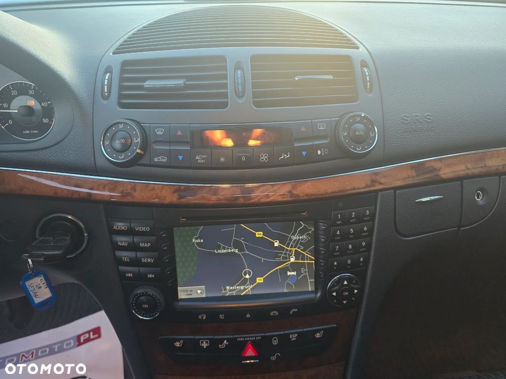 Mercedes-Benz Klasa E 280 CDI 4Matic Automatik Avantgarde DPF - 10