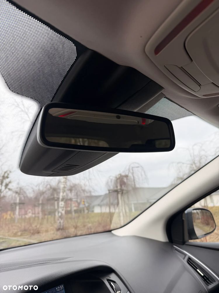 Ford Focus 1.6 TDCi DPF Titanium - 19