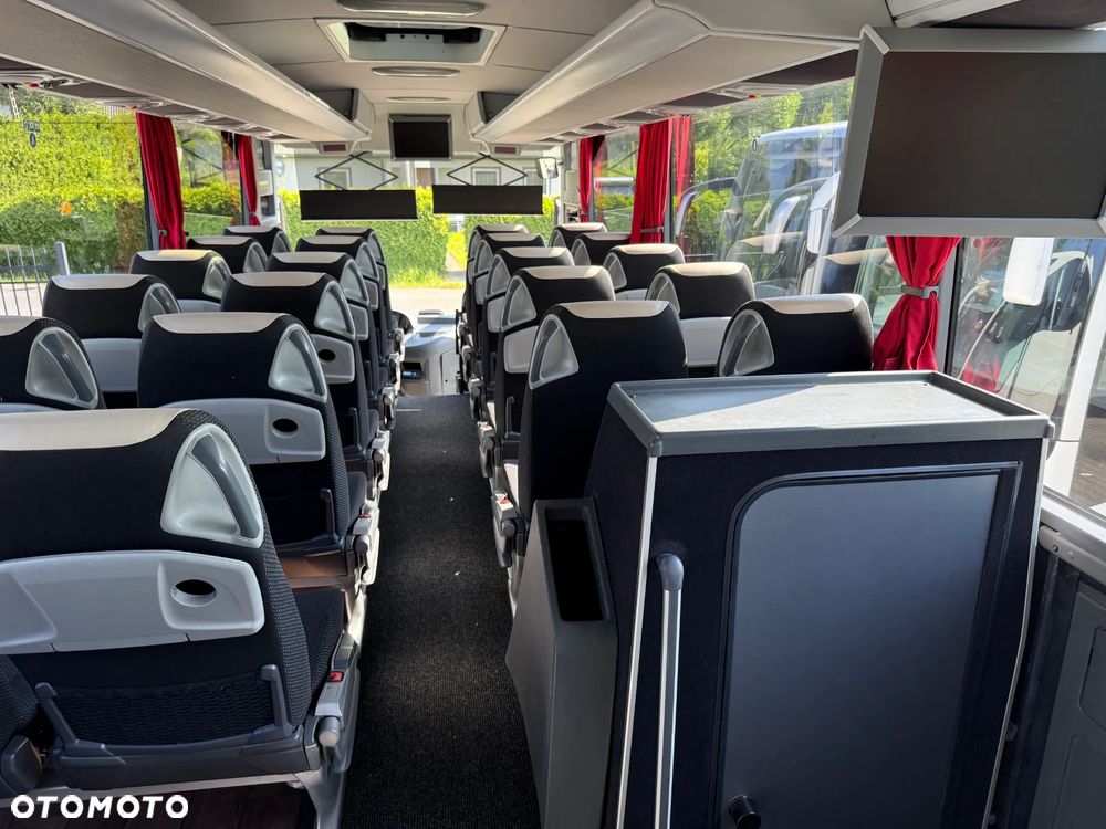 Mercedes-Benz Tourismo RHD M - 22