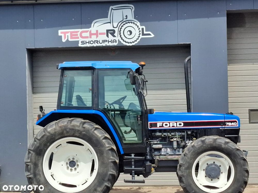 New Holland 7840 - 3