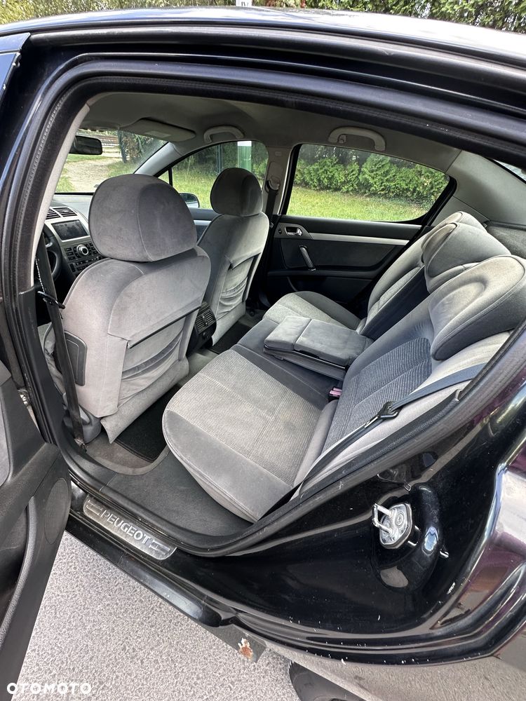 Peugeot 407 - 7