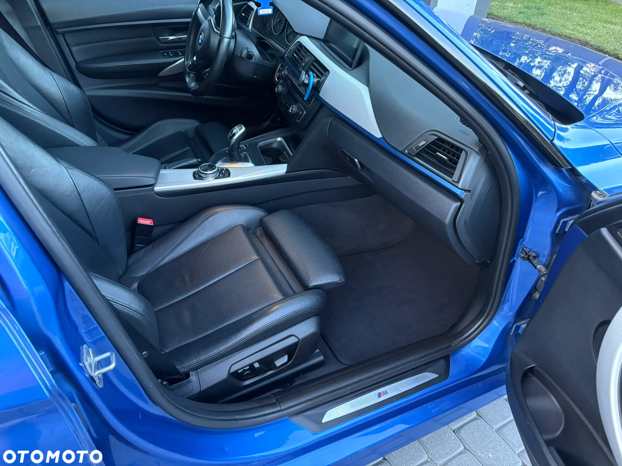 BMW Seria 3 335i xDrive M Sport - 23