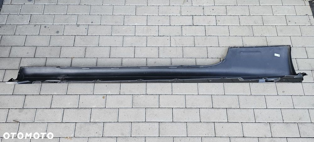 LISTWA PROGOWA PRAWA MERCEDES E KLASA COUPE KABRIO AMG A2386907402 - 7