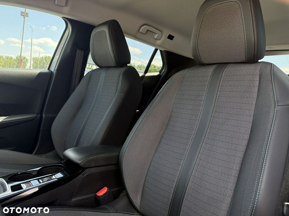 Peugeot 2008 1.5 BlueHDi Allure S&S - 12