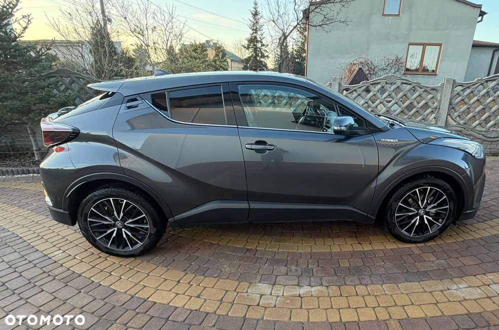 Toyota C-HR 1.8 Hybrid Prestige - 1