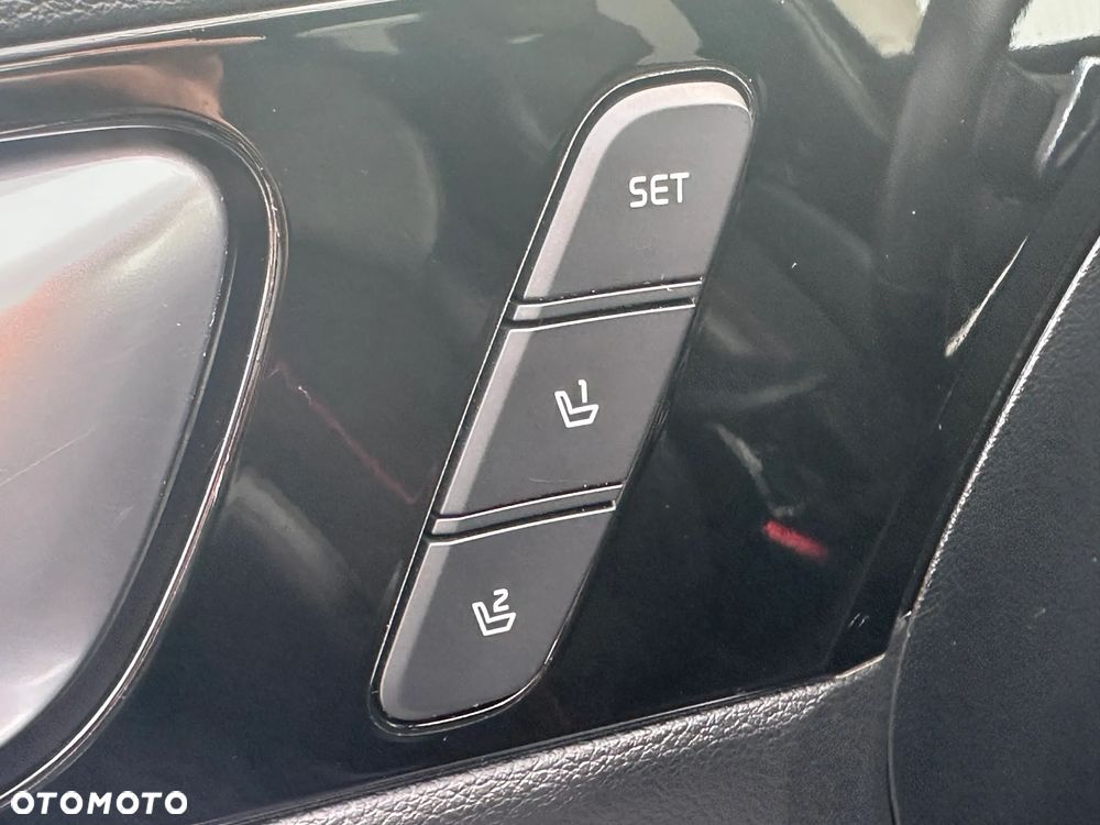 Kia ProCeed 1.6 T-GDI GT DCT - 23