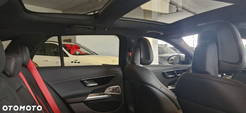 Mercedes-Benz Klasa E AMG 53 4Matic+ AMG SPEEDSHIFT TCT 9G - 14