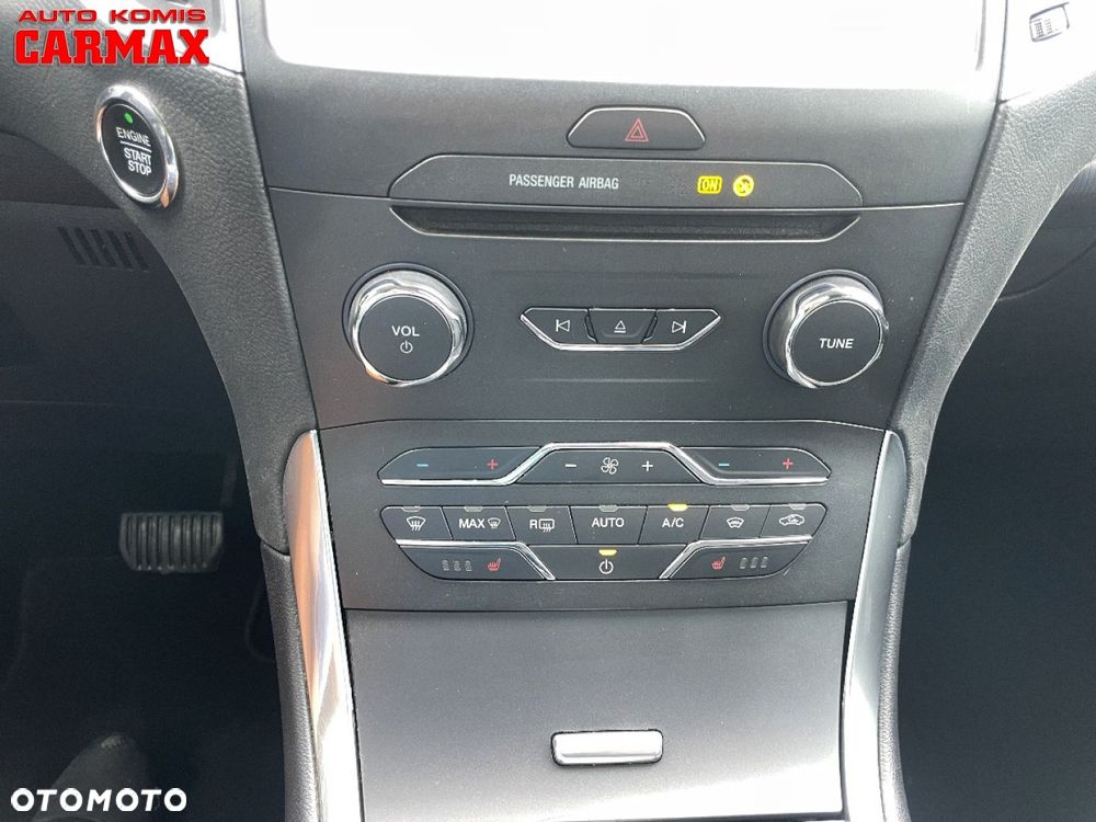 Ford S-Max - 25