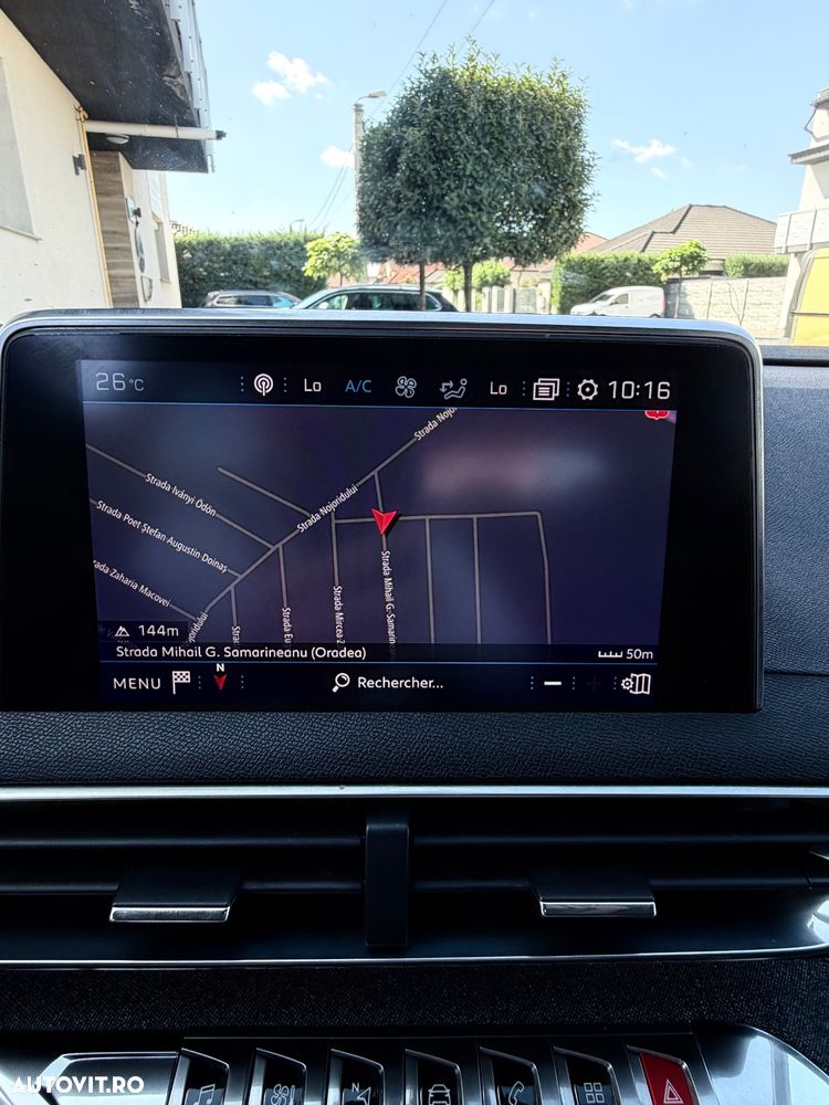 Peugeot 3008 1.2 PureTech Turbo S&S Allure - 14