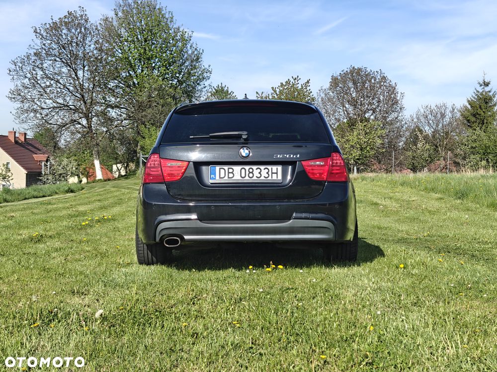 BMW Seria 3 320d xDrive - 10