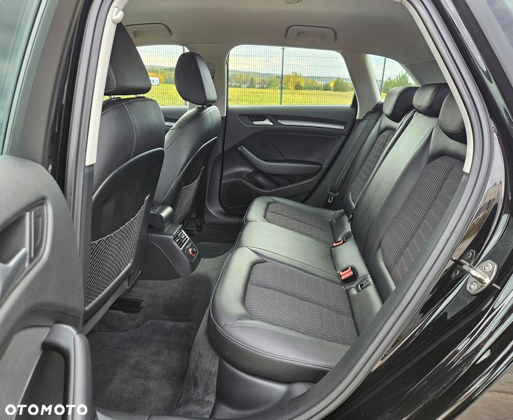 Audi A3 Sportback 2.0 TDI quattro Attraction - 16