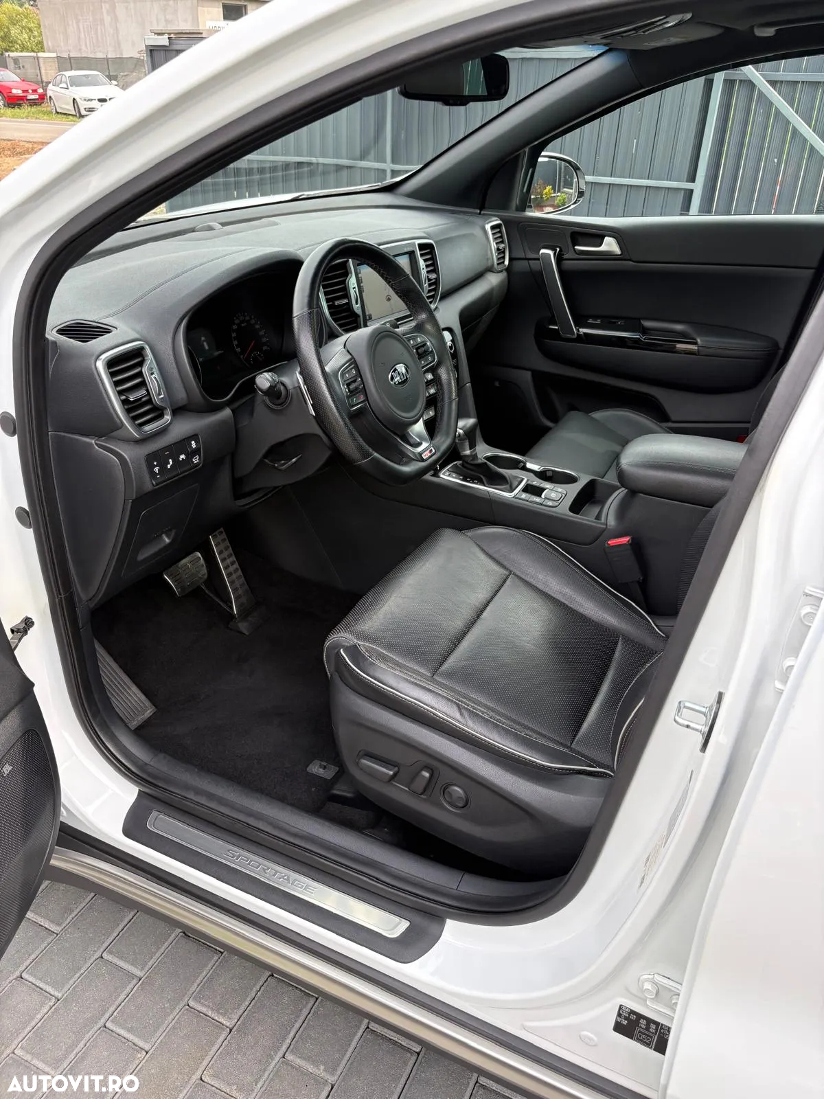 Kia Sportage 2,0 CRDI AWD Aut. GT Line - 5