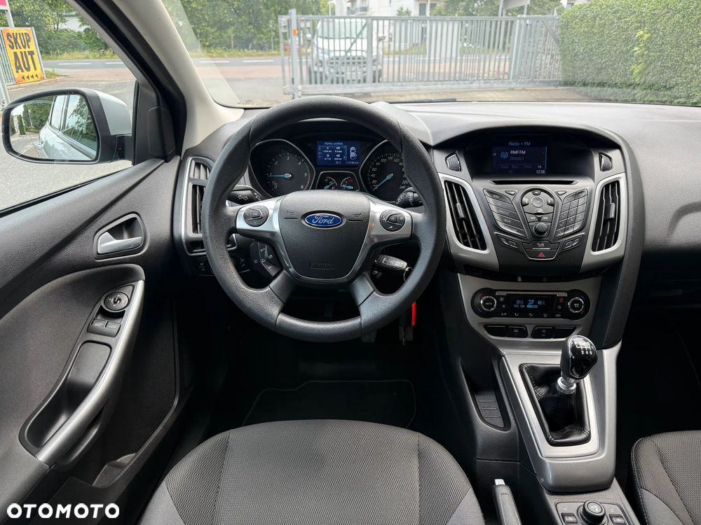 Ford Focus - 31