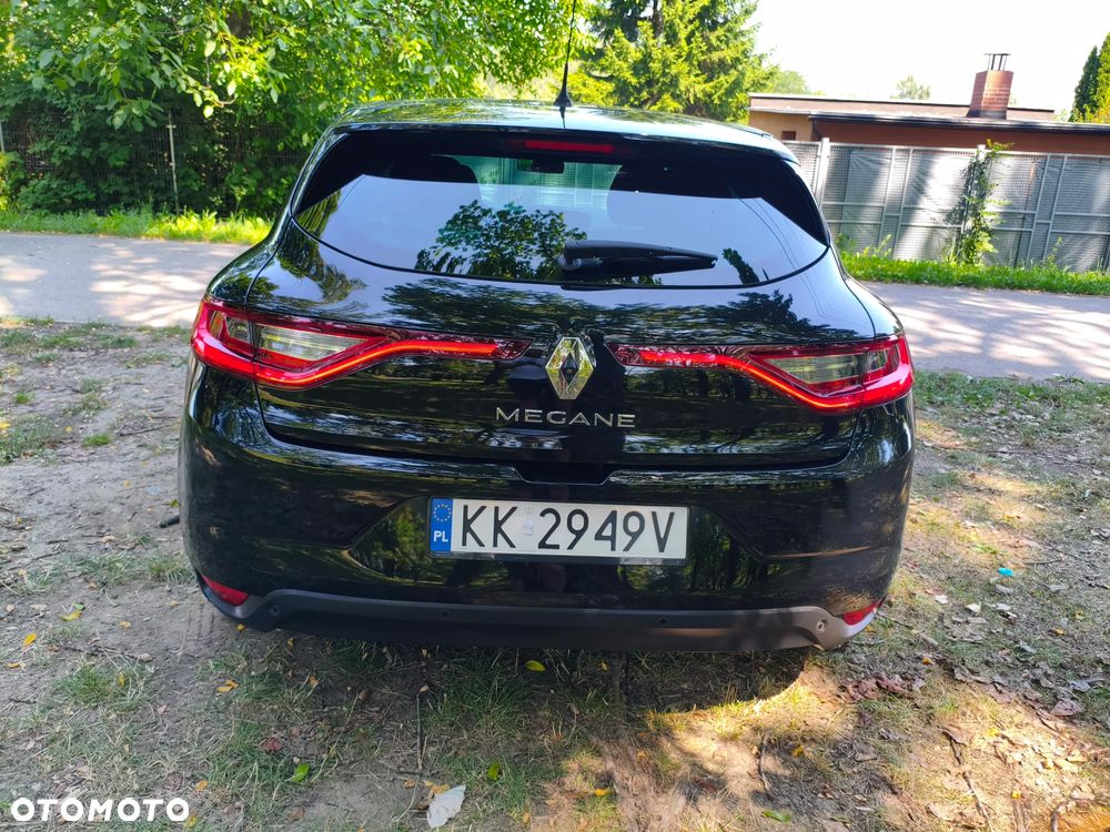 Renault Megane TCe 140 GPF EDC LIMITED - 11