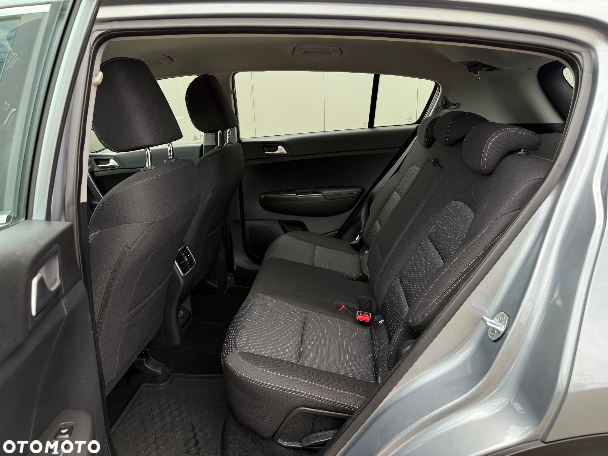 Kia Sportage 1.6 GDI 2WD DREAM-TEAM EDITION - 5