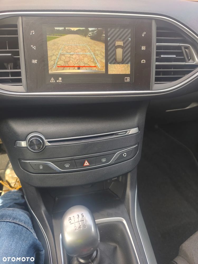 Peugeot 308 BlueHDi 120 Stop & Start Active - 19