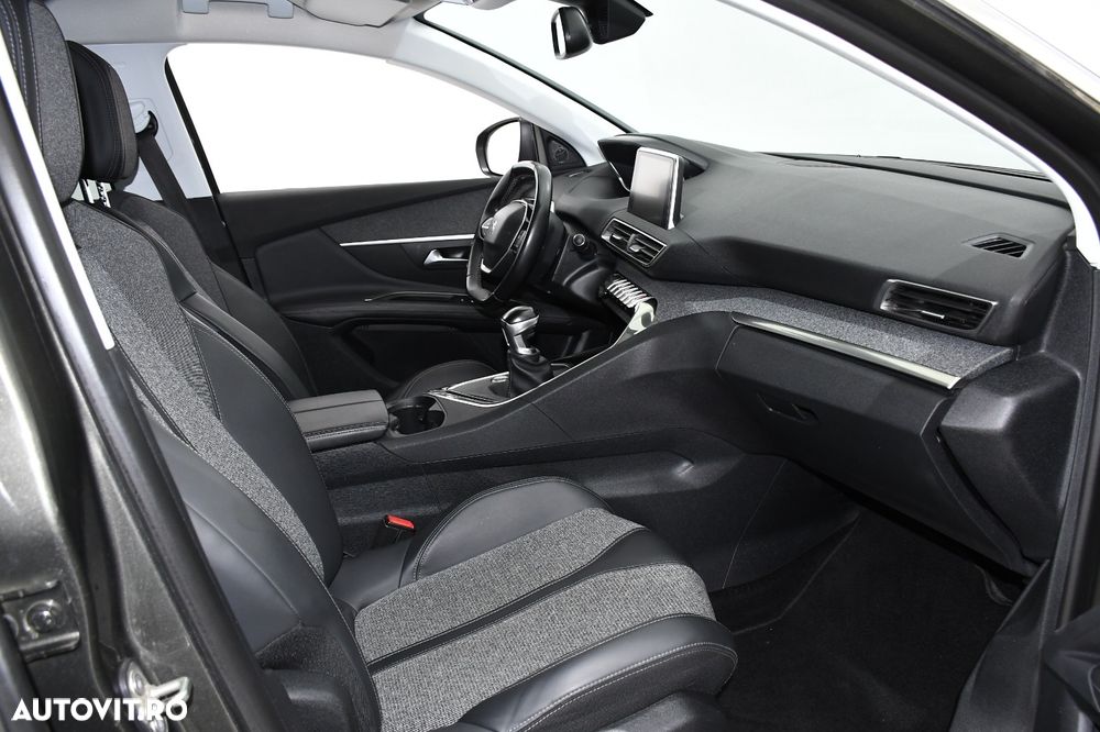 Peugeot 3008 PureTech 130 Stop & Start Allure - 10