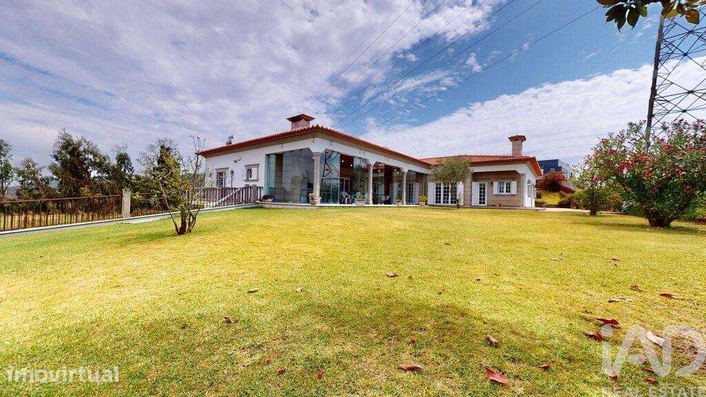 Moradia isolada T5 em Foz do Sousa e Covelo de 560 m2 - Grande imagem: 2/40
