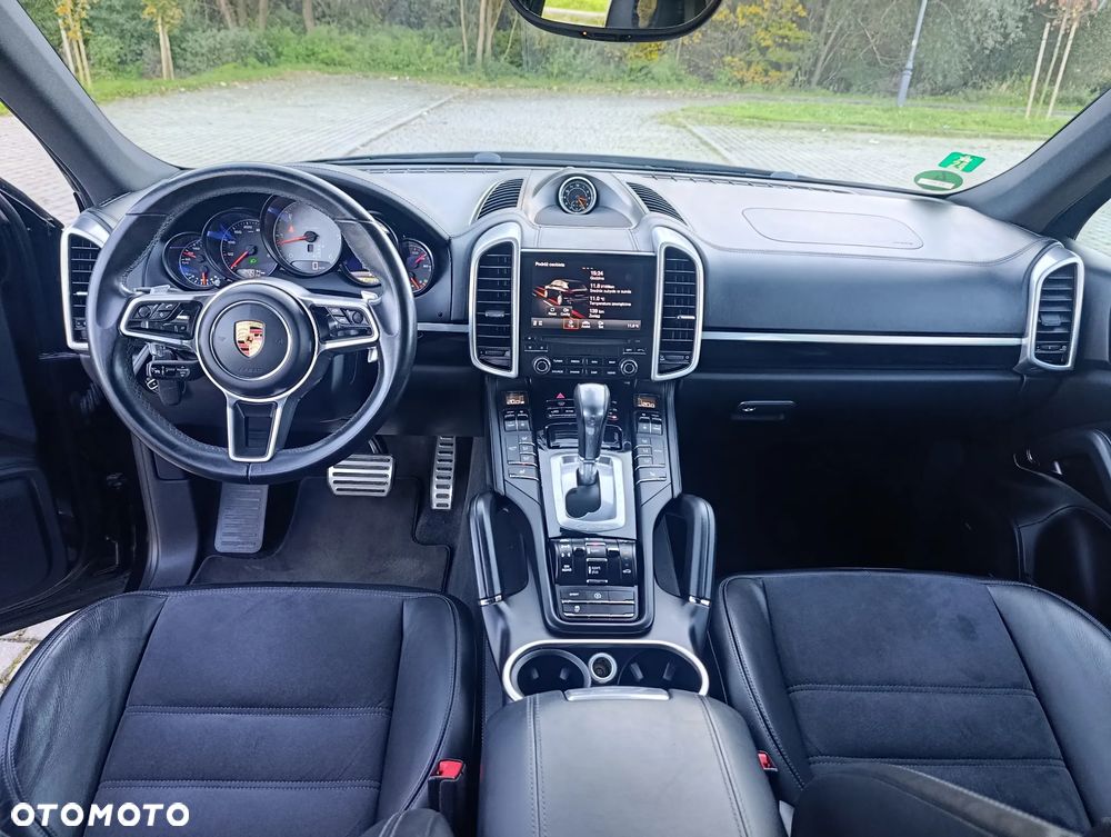 Porsche Cayenne S Diesel Platinum Edition - 21