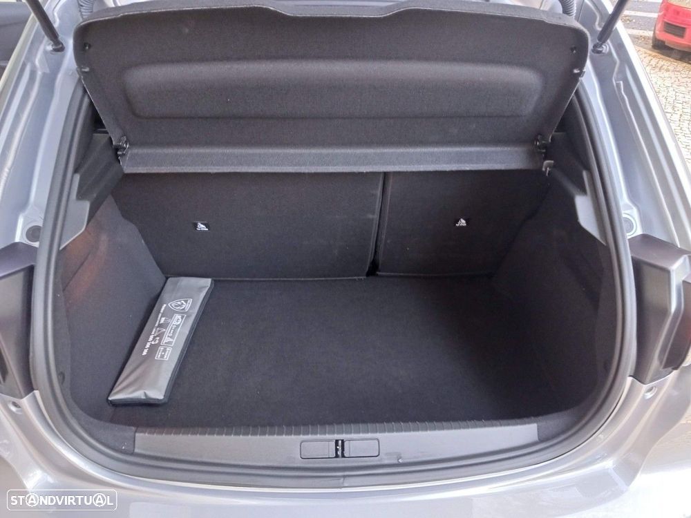 Peugeot 208 1.2 Hybrid Allure e-DCS6 - 33