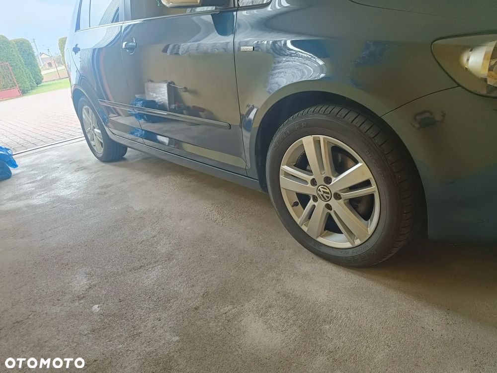 Volkswagen Golf 2.0 TDI DPF MATCH - 18