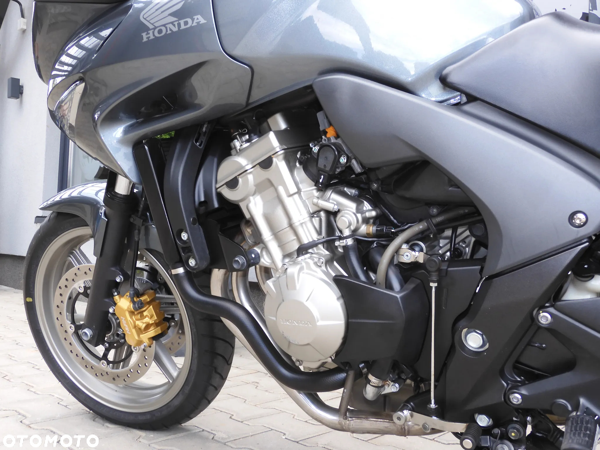 Honda CBF - 26