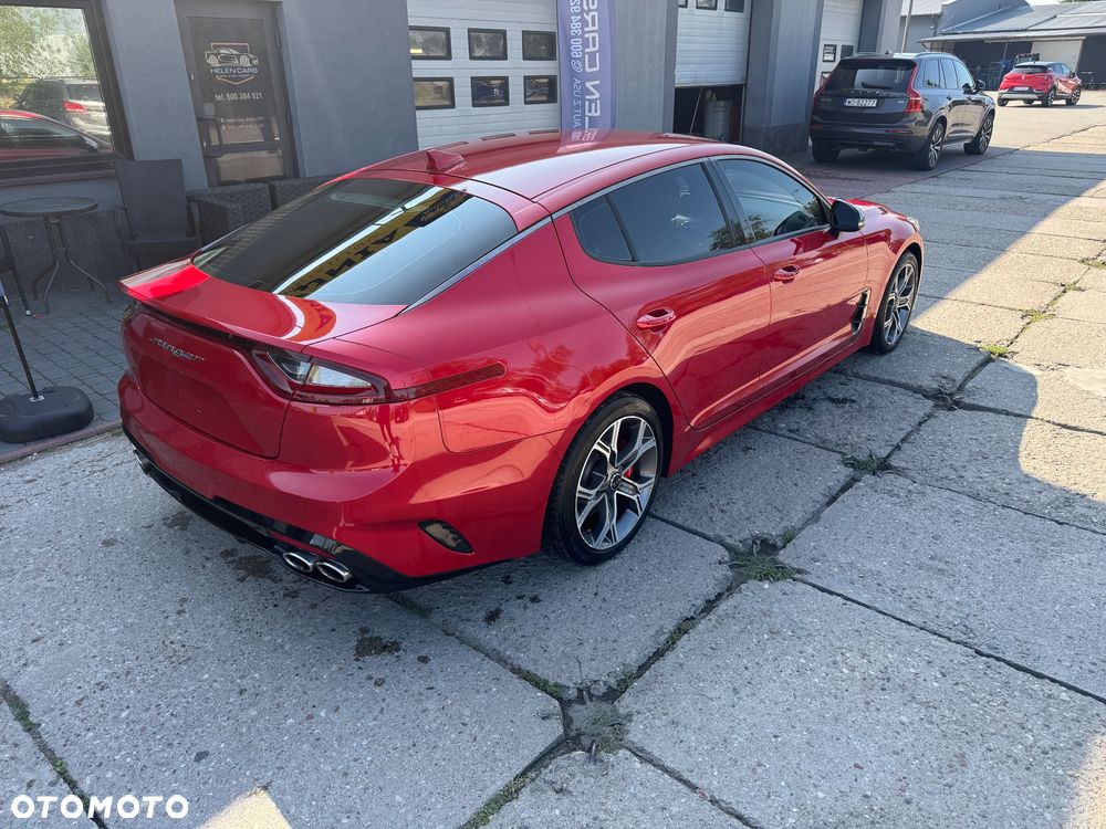 Kia Stinger - 7