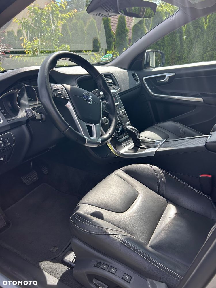 Volvo V60 - 16