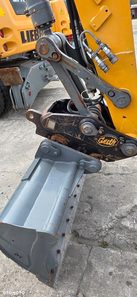 Liebherr A 914 COMPACT - 17