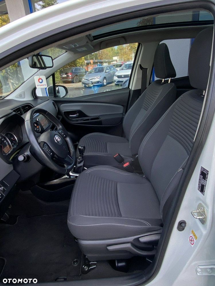 Toyota Yaris - 19