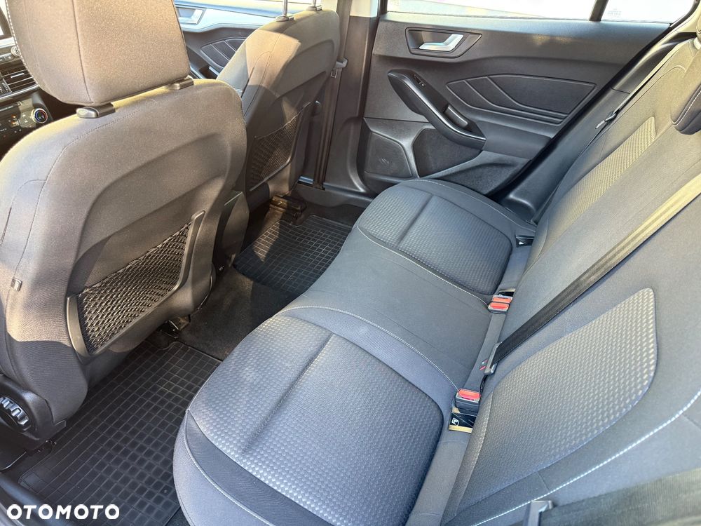 Ford Focus 1.5 EcoBlue Connected - 19