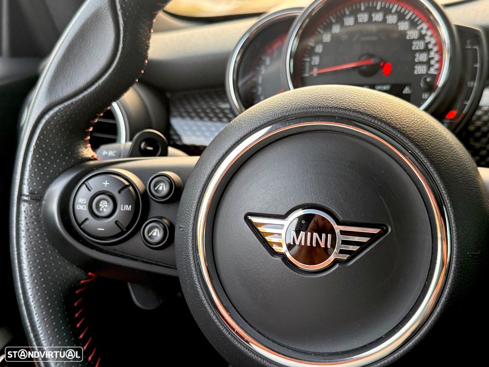 MINI 3 Portas John Cooper Works Auto Desportiva - 23