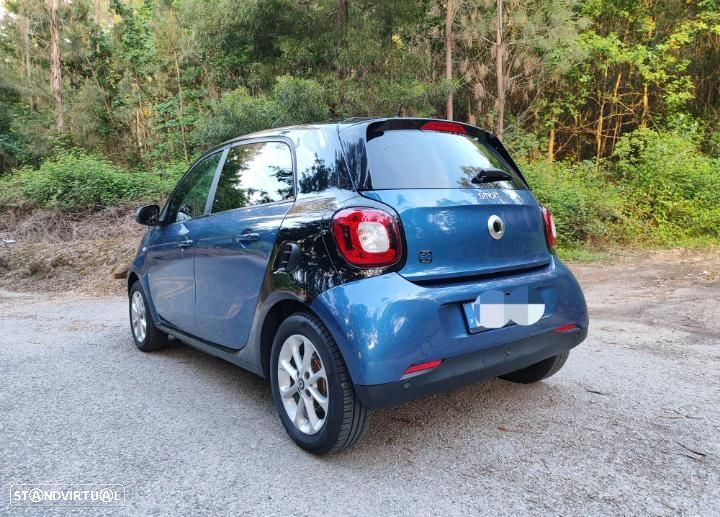 Smart ForFour EQ - 4