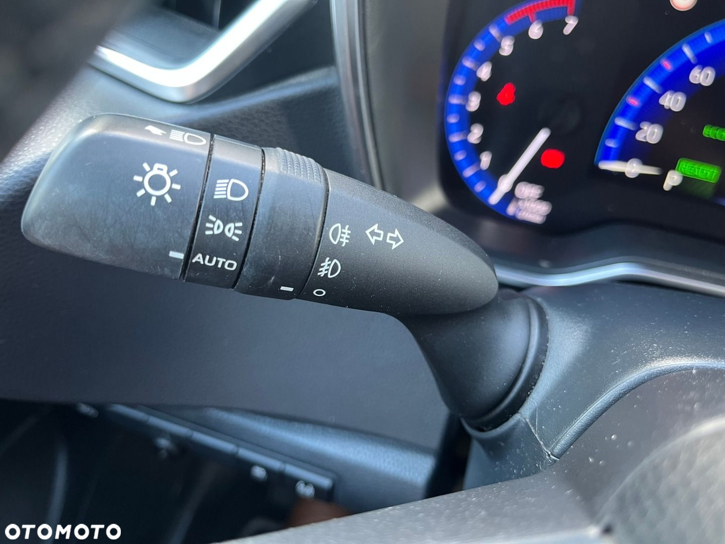 Toyota Corolla 1.8 Hybrid Comfort - 8