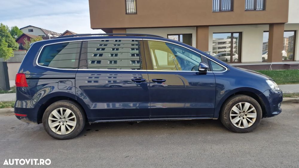 Volkswagen Sharan 2.0 TDI DSG Highline - 3