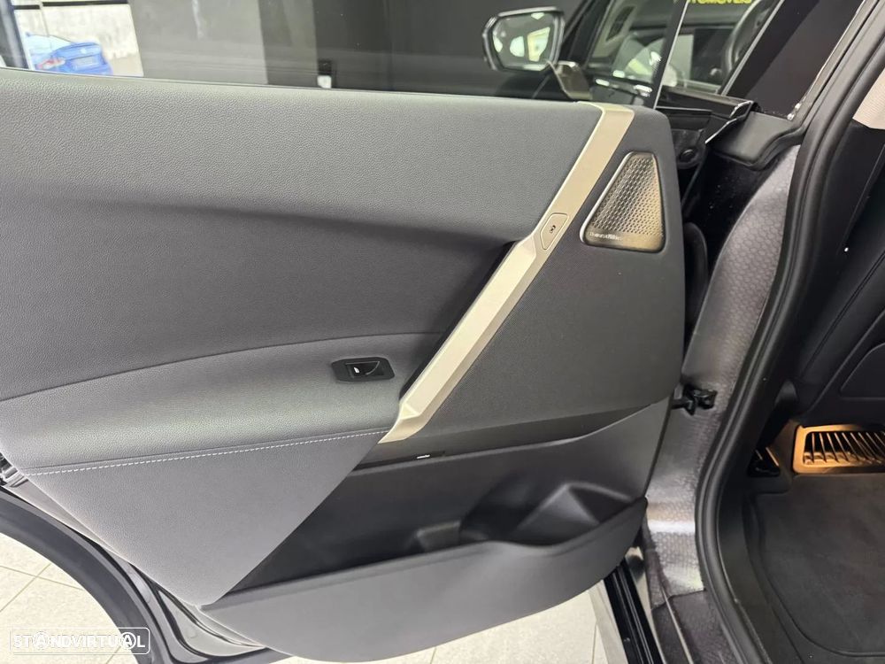 BMW iX xDrive 40 Pack Desportivo - 28